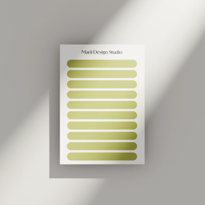 kuldne kleeps pikk riba märkmikule ja kalendrile