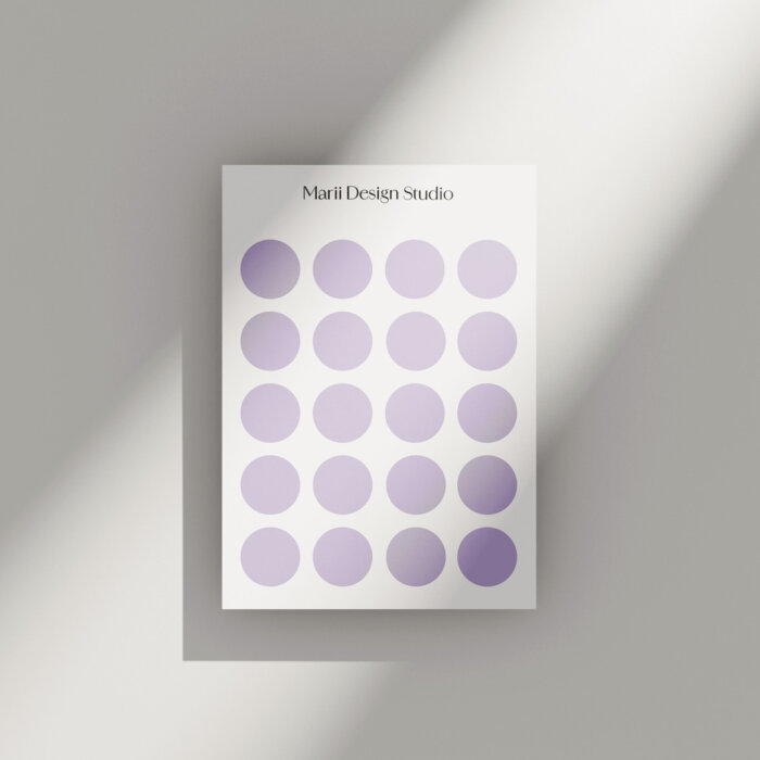 lilla ringi kleeps märkmikule ja kalendrile