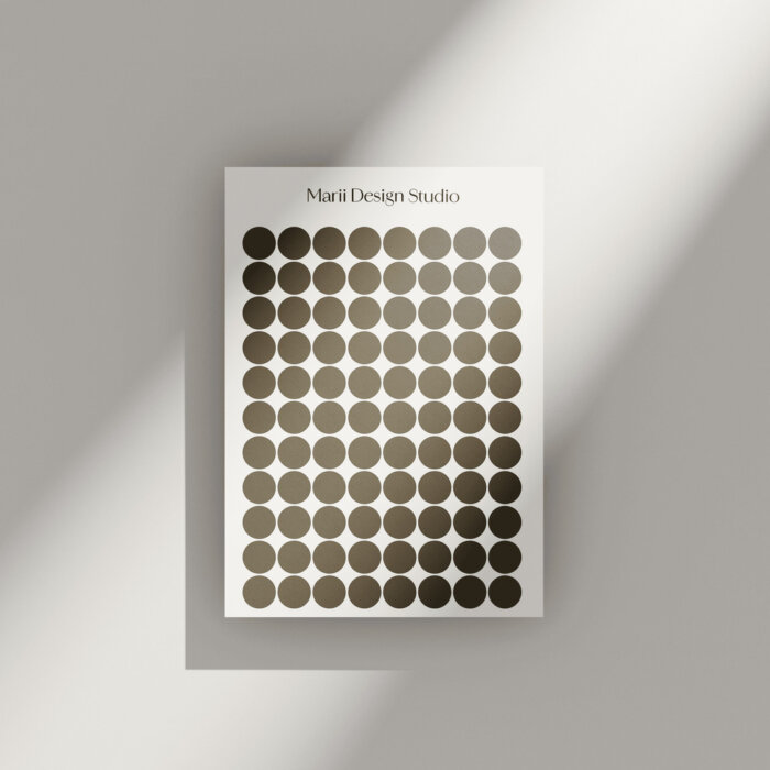 pruun kleeps märkmikule ja kalendrile